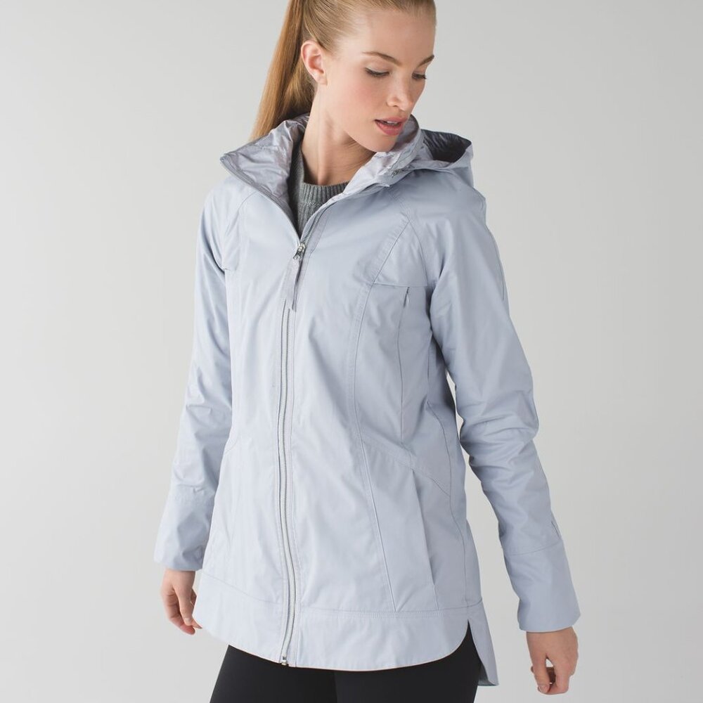 Lululemon Women's Lavender Fo Drizzle Fox Tunic Rain Windbreaker Jacket Size 6